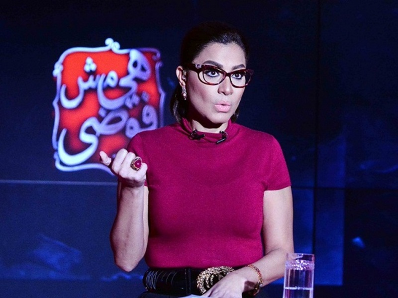 فيديو كيف ردت بسمة وهبة على متصل هاجمها بسبب الحجاب؟